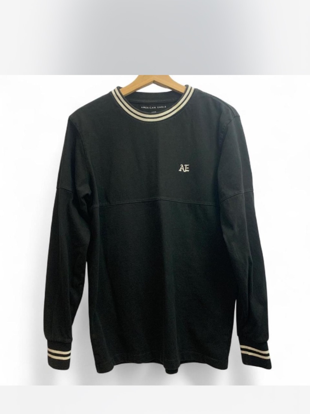 American Eagle Outfitters Black Long-Sleeve Crewneck with White Stripes